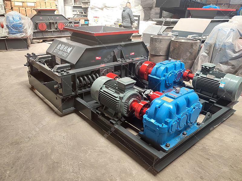 雙齒輥破碎機處理含雜原煤:專業優勢究竟比傳統設備強在哪? 雙齒輥破碎機處理含雜原煤:專業優勢究竟比傳統設備強在哪?