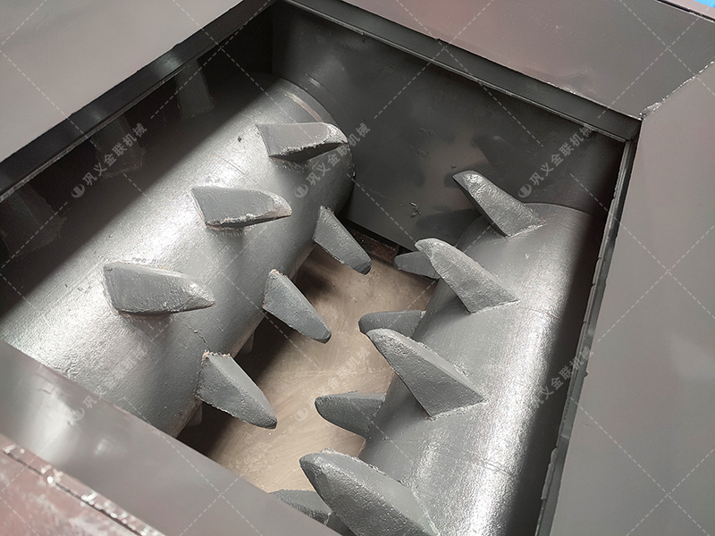 雙齒輥破碎機處理含雜原煤:專業優勢究竟比傳統設備強在哪? 雙齒輥破碎機處理含雜原煤:專業優勢究竟比傳統設備強在哪?